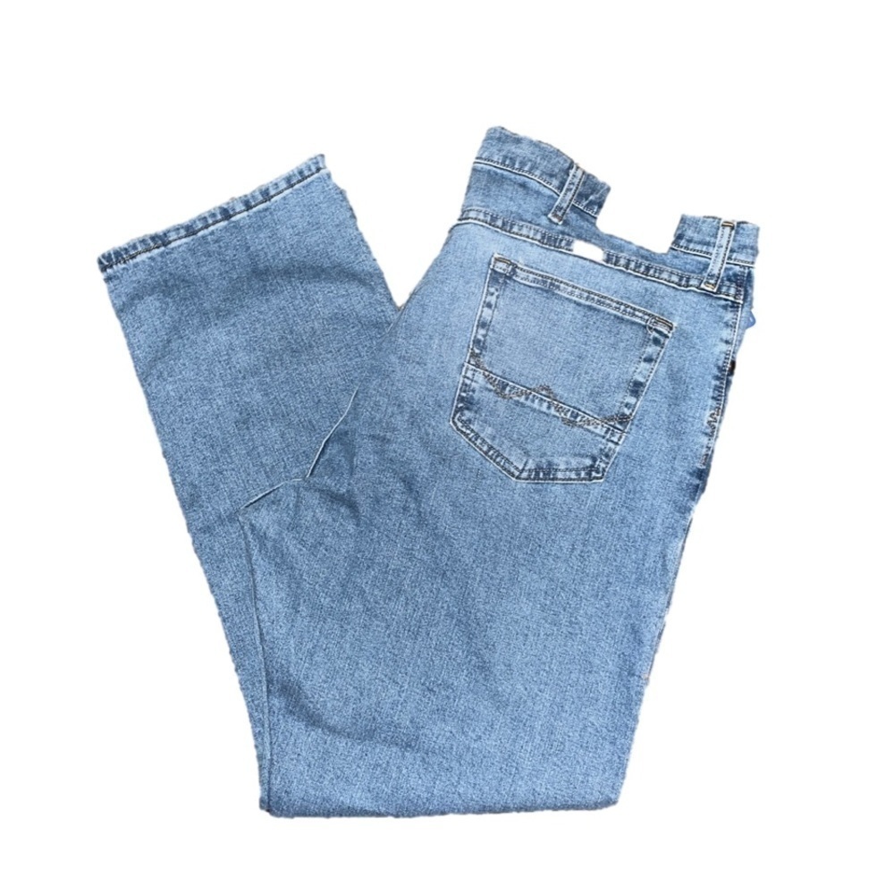 Wrangler Men's Straight Fit Jeans size 42x30 NWT - Picture 2 of 7